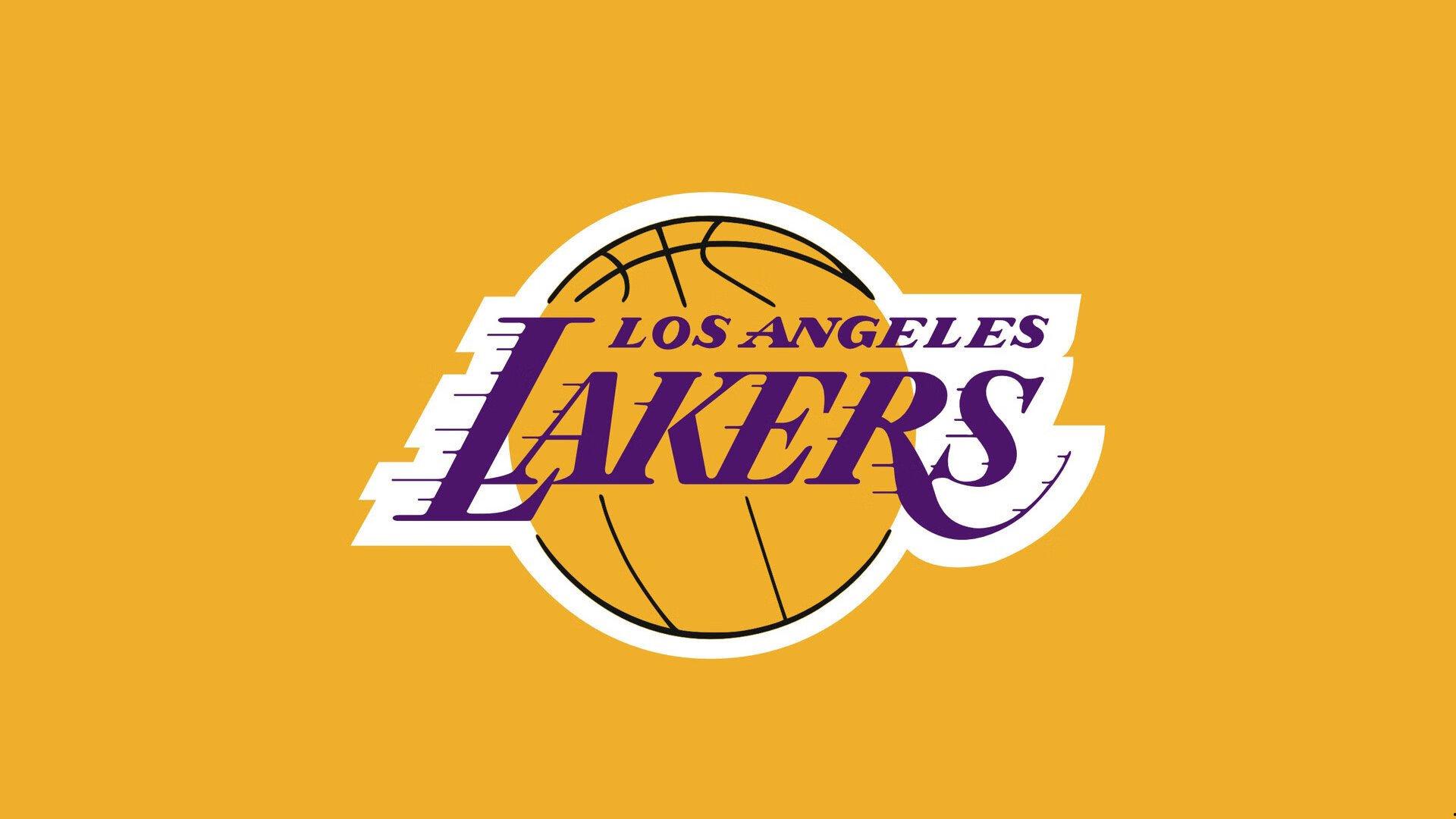 传奇齐聚诺坎普!小罗普约尔领衔名宿观赛团 国家德比前合影引爆回忆杀