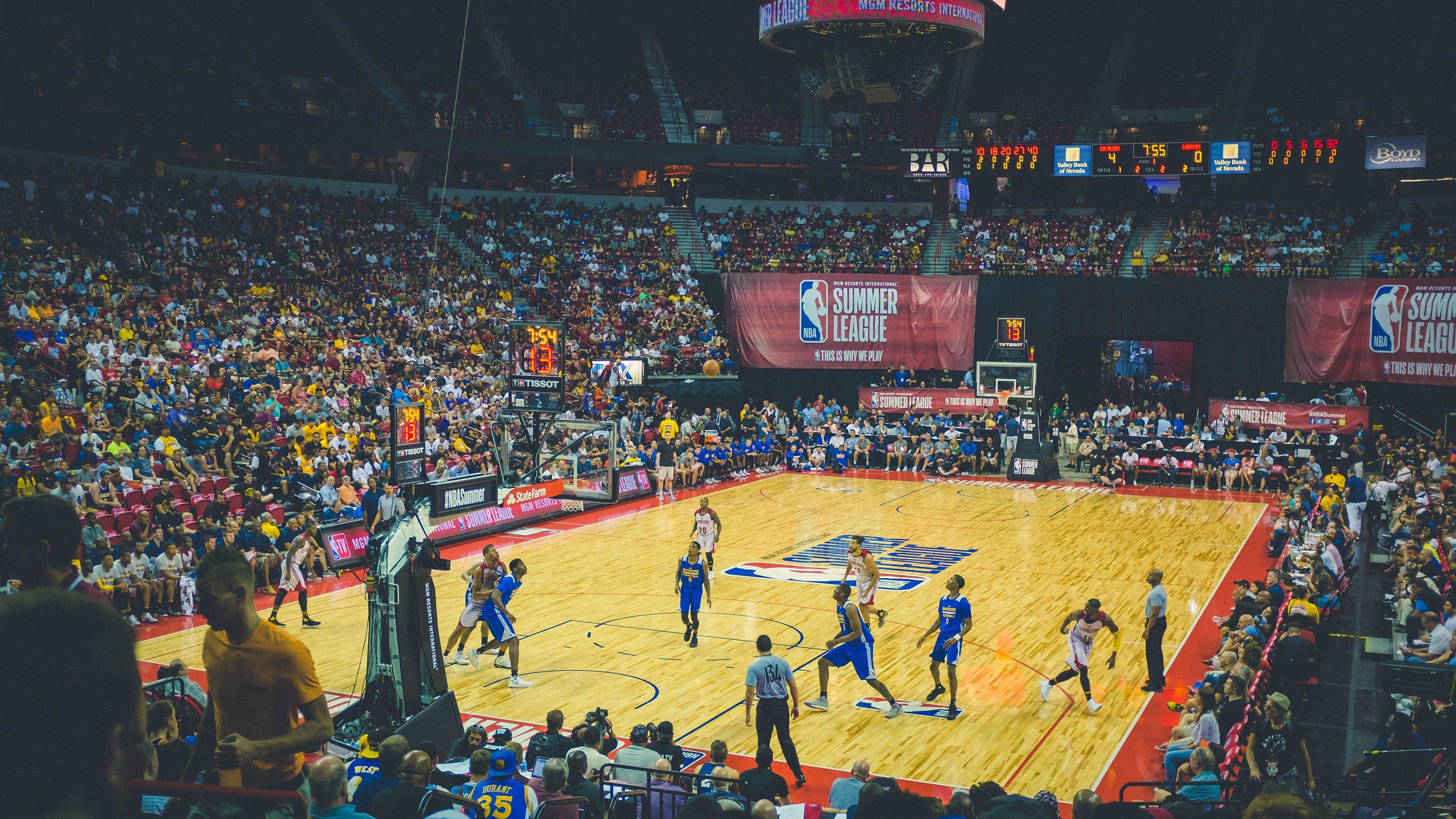 鲁媒，韩鹏首次带队泰山训练，新外籍助教现场观察引关注